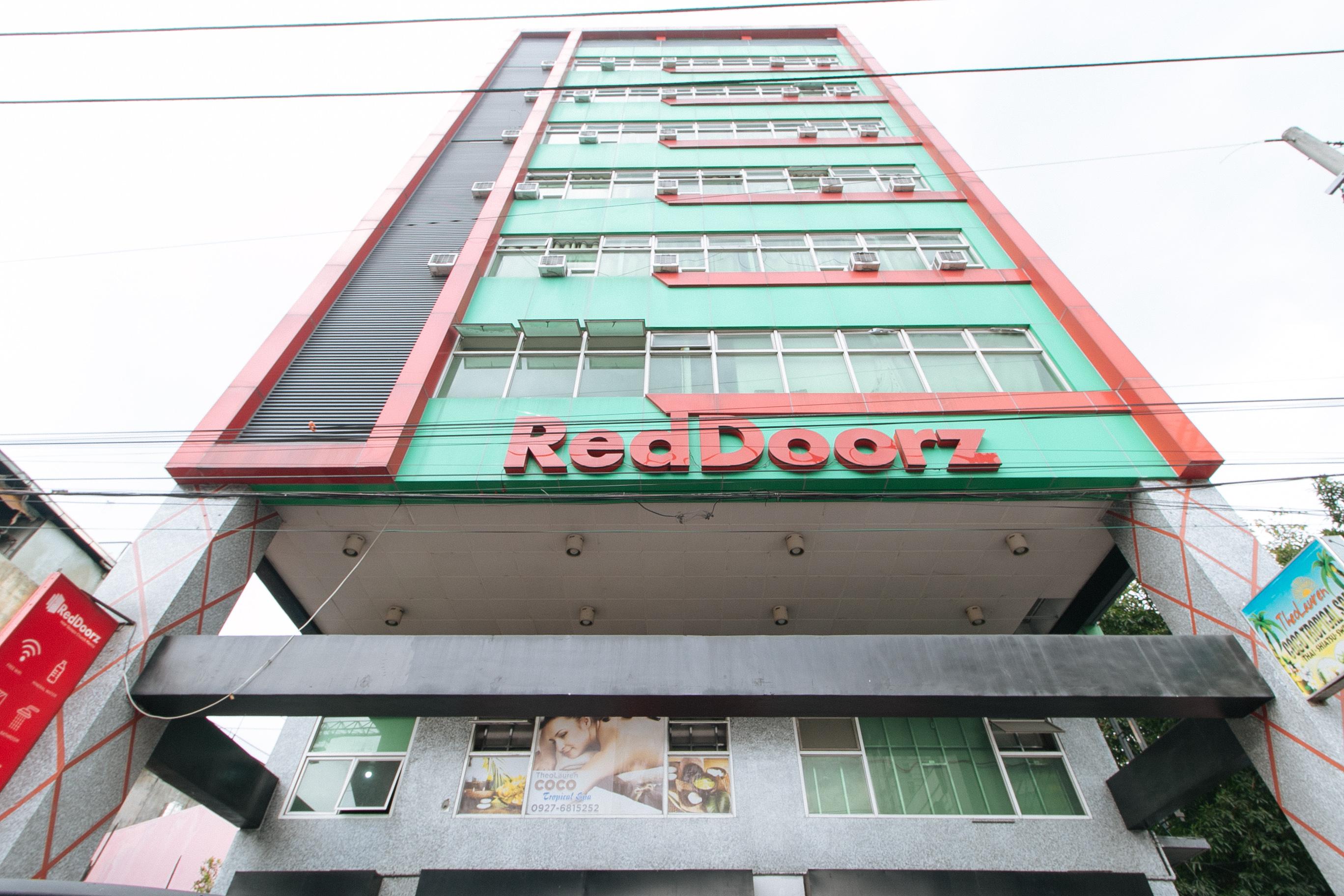 Reddoorz Near Quiapo Church Manila Exteriör bild