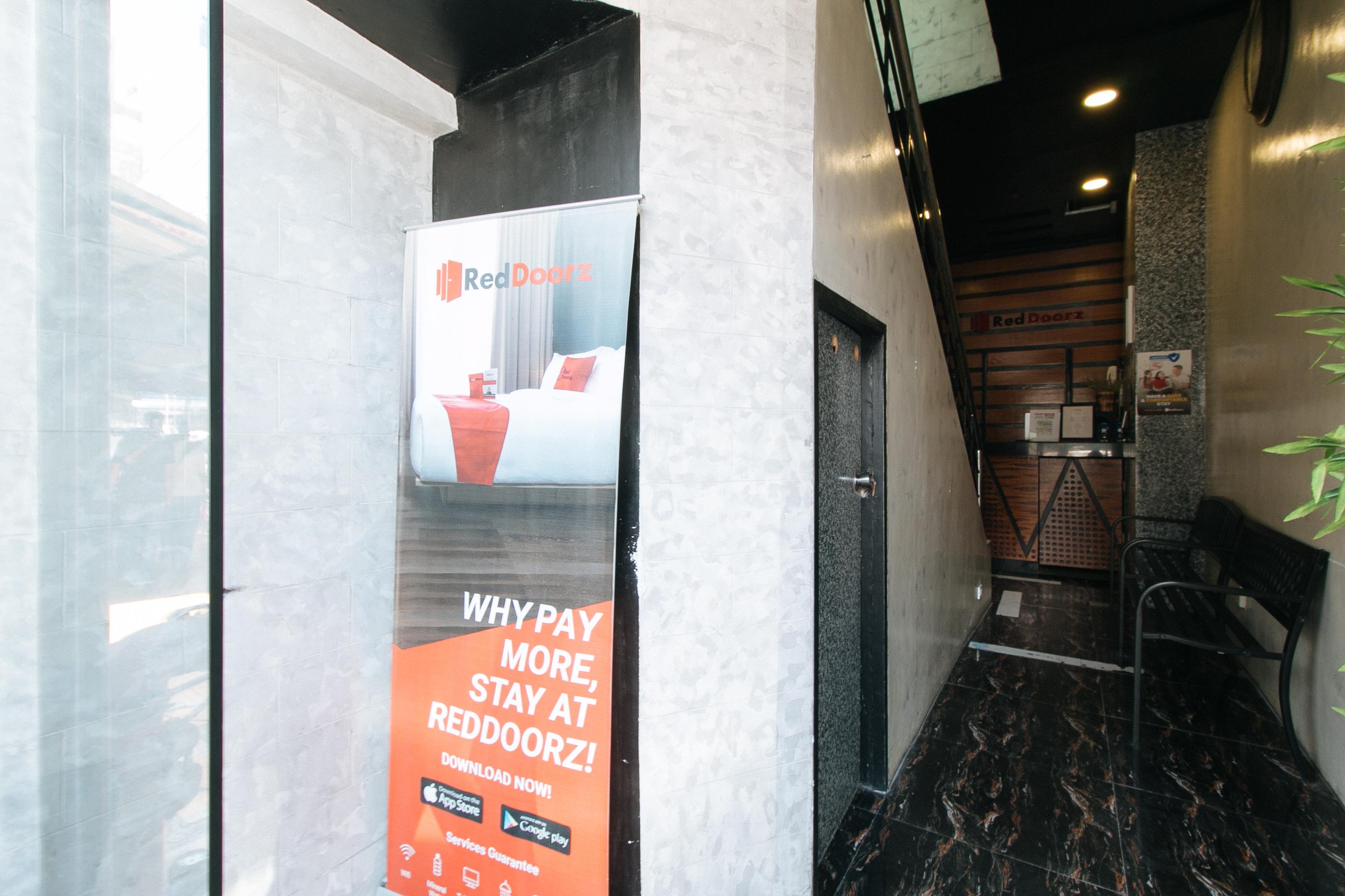 Reddoorz Near Quiapo Church Manila Exteriör bild