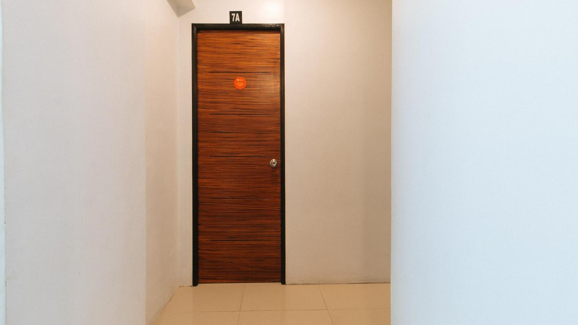Reddoorz Near Quiapo Church Manila Exteriör bild